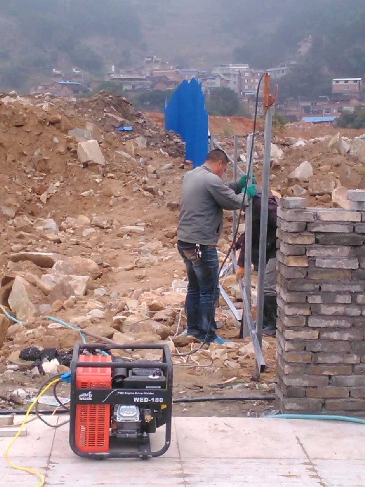 商業(yè)場所臨時(shí)供電的理想選擇—商用小型發(fā)電機(jī)